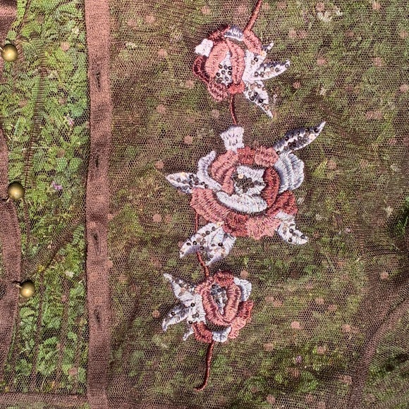 SOLDbrown top - Picture 3 of 3